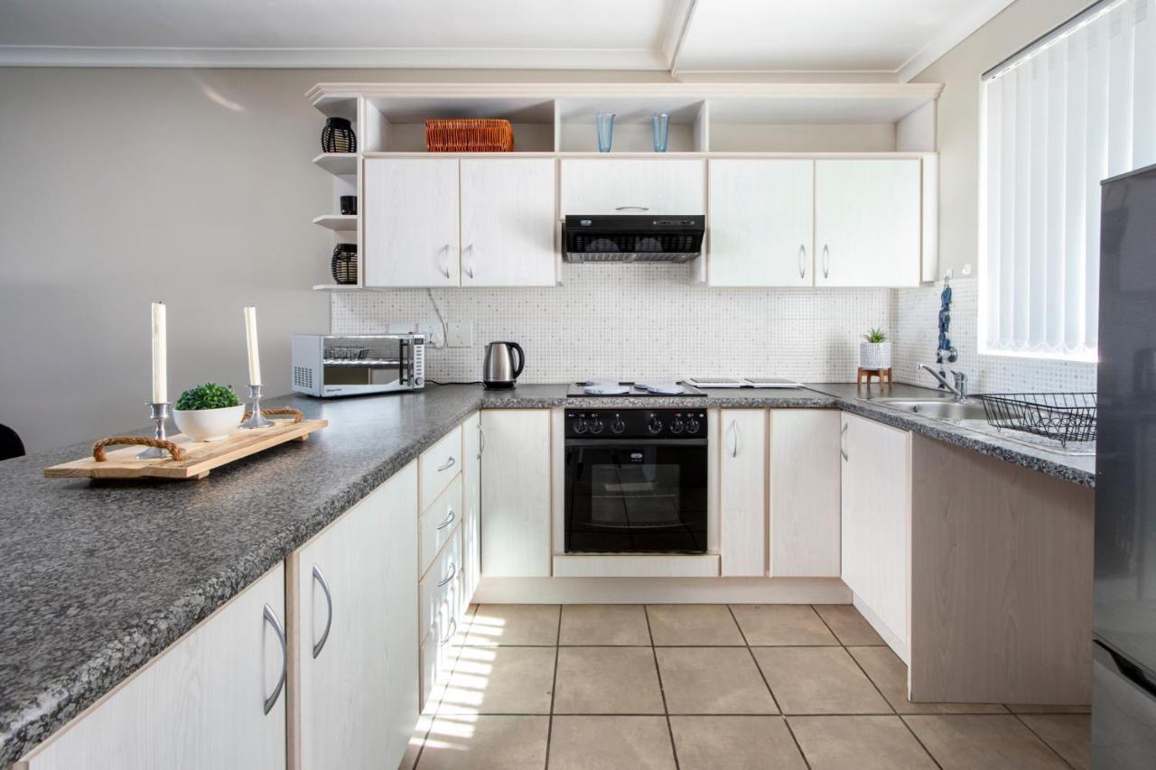 The Potting Shed Self Catering Apartment เฮอร์มานุส ภายนอก รูปภาพ