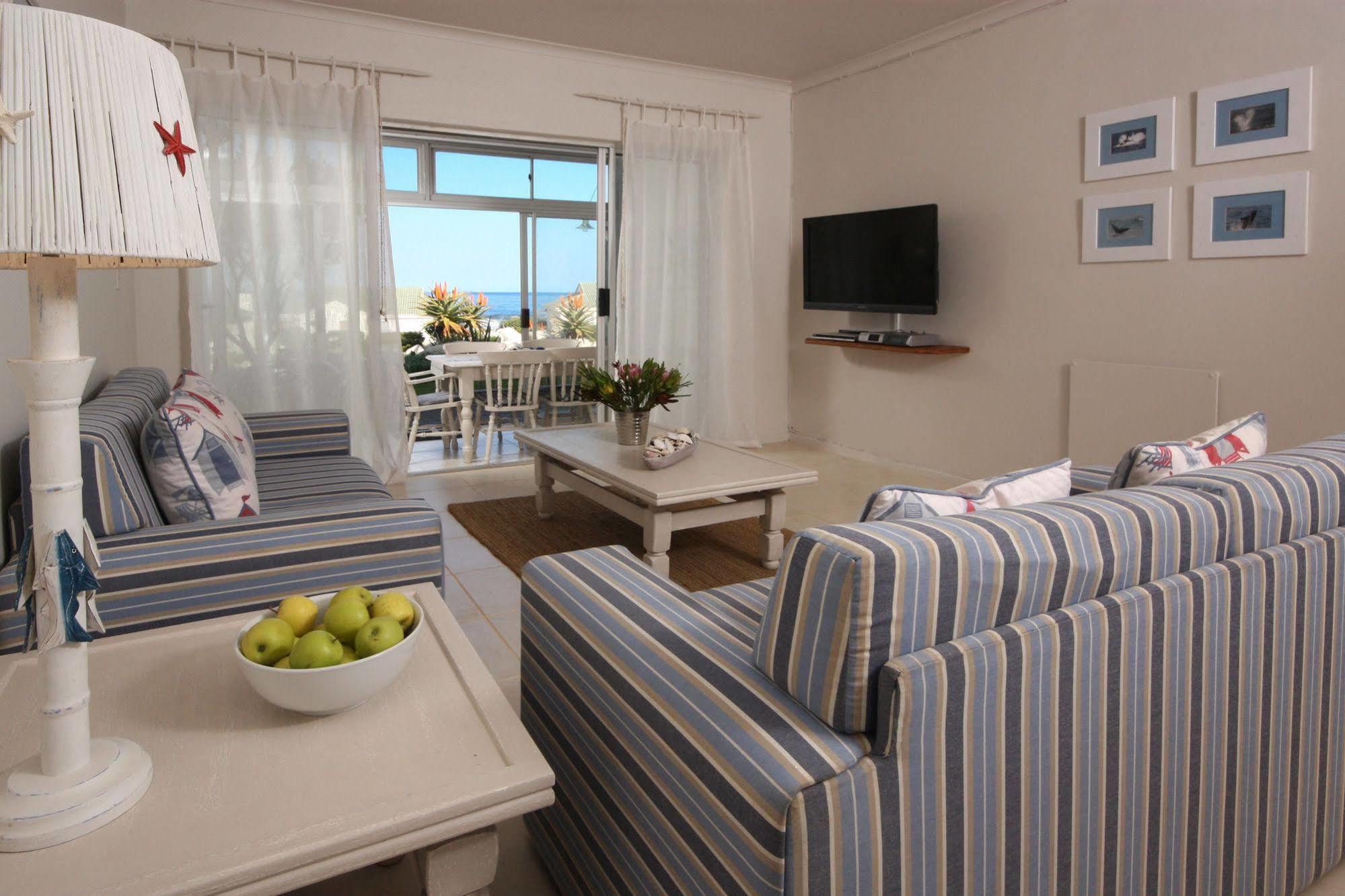The Potting Shed Self Catering Apartment เฮอร์มานุส ภายนอก รูปภาพ